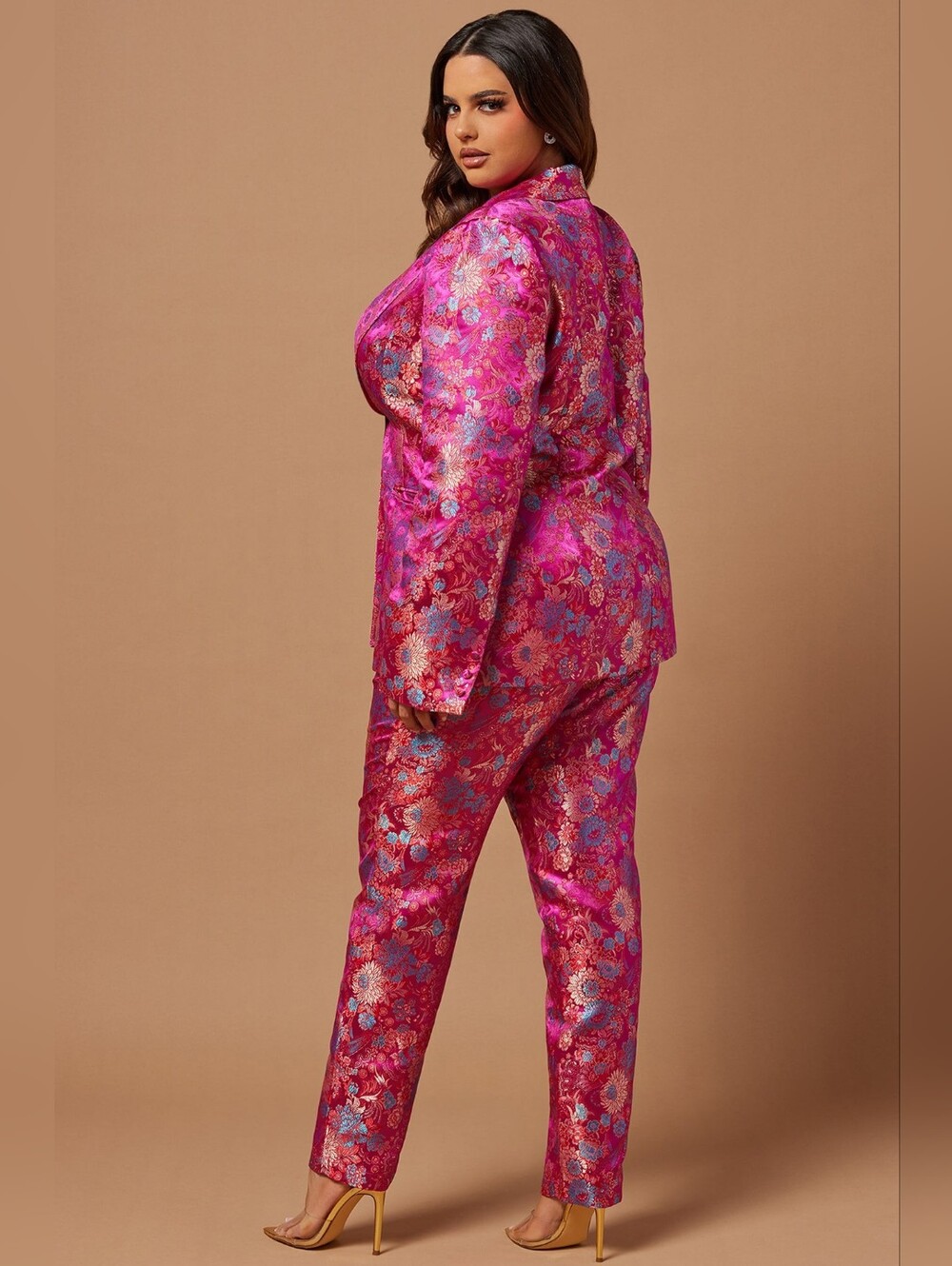 Nova LUXE Pink Floral Brocade Tailored suit Set - Picture 7 of 7